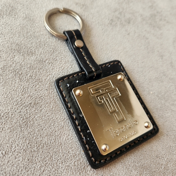 Tignanello keyring women's black square leather chunky metal logo keychain gift - Picture 4 of 5